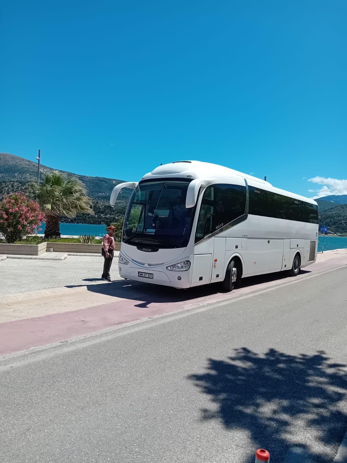 inchriere autocare baia mare